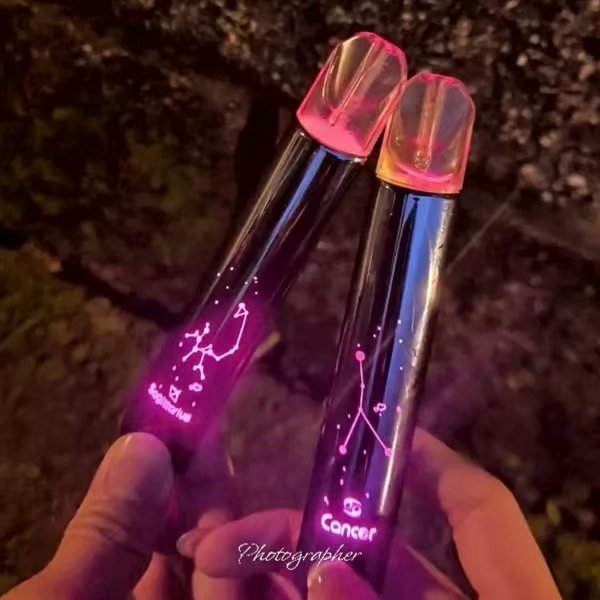 MOS爅嘶十二星座發光主機 結合科技與星座美學 LED炫彩燈效